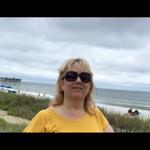 Meet your Posher, Melanie